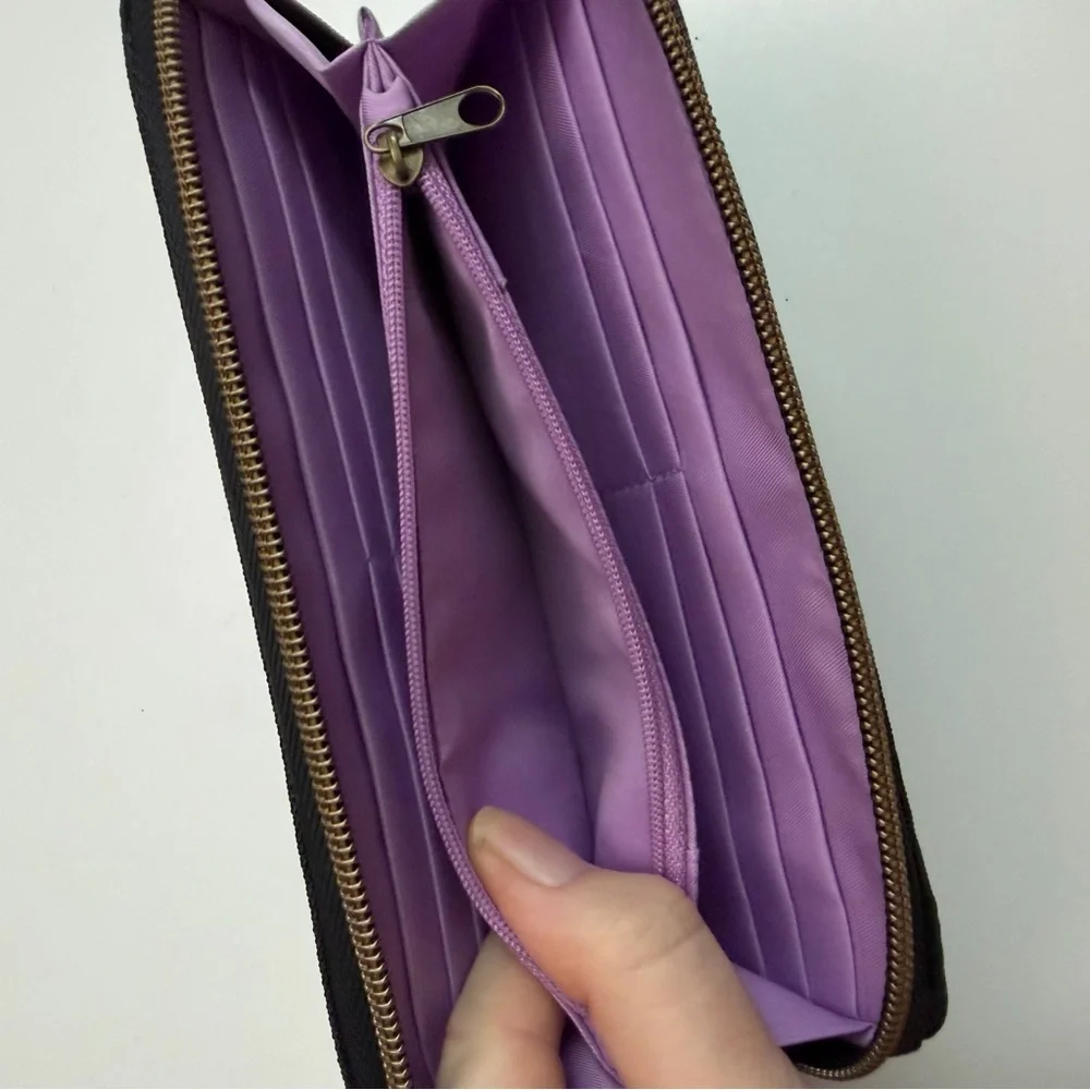 Travelon Wallet Zippered Closure Zip Pocket Credit Card Travel Black Purple